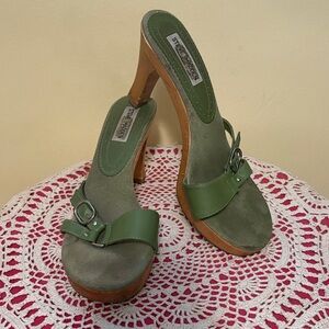 Vintage Steve Madden Olive Green Mules with Buckle Detail 8B